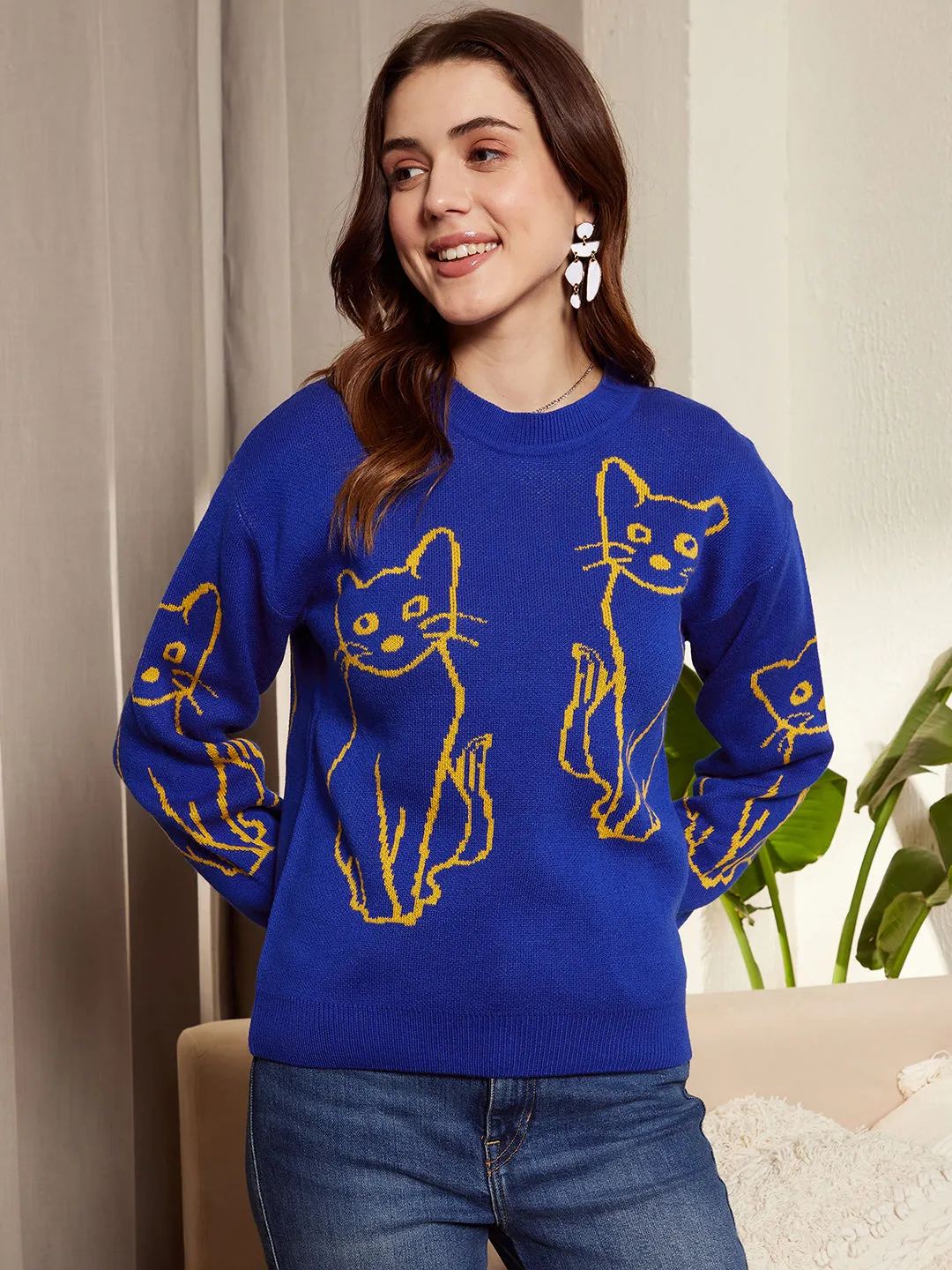 Berrylush Women Blue & Yellow Cat Printed Round Neck Drop-Shoulder Sleeves Ribbed Hem Regular Sweater