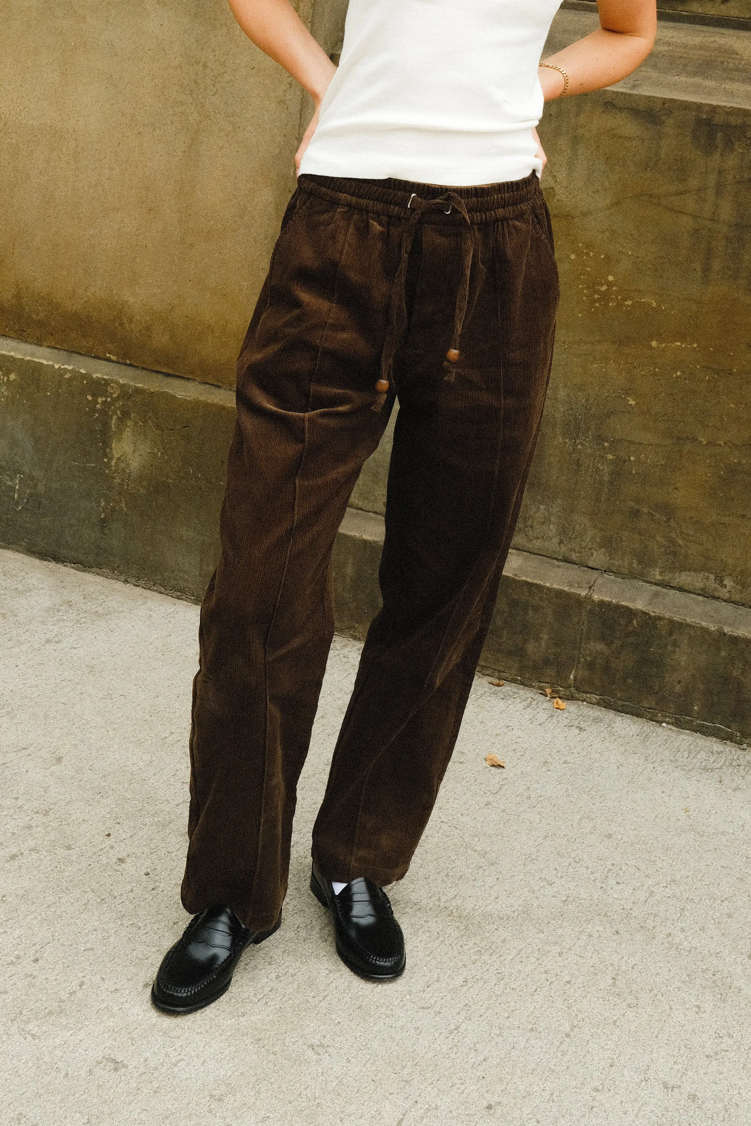 Easy-Going Pants (Brown Corduroy)