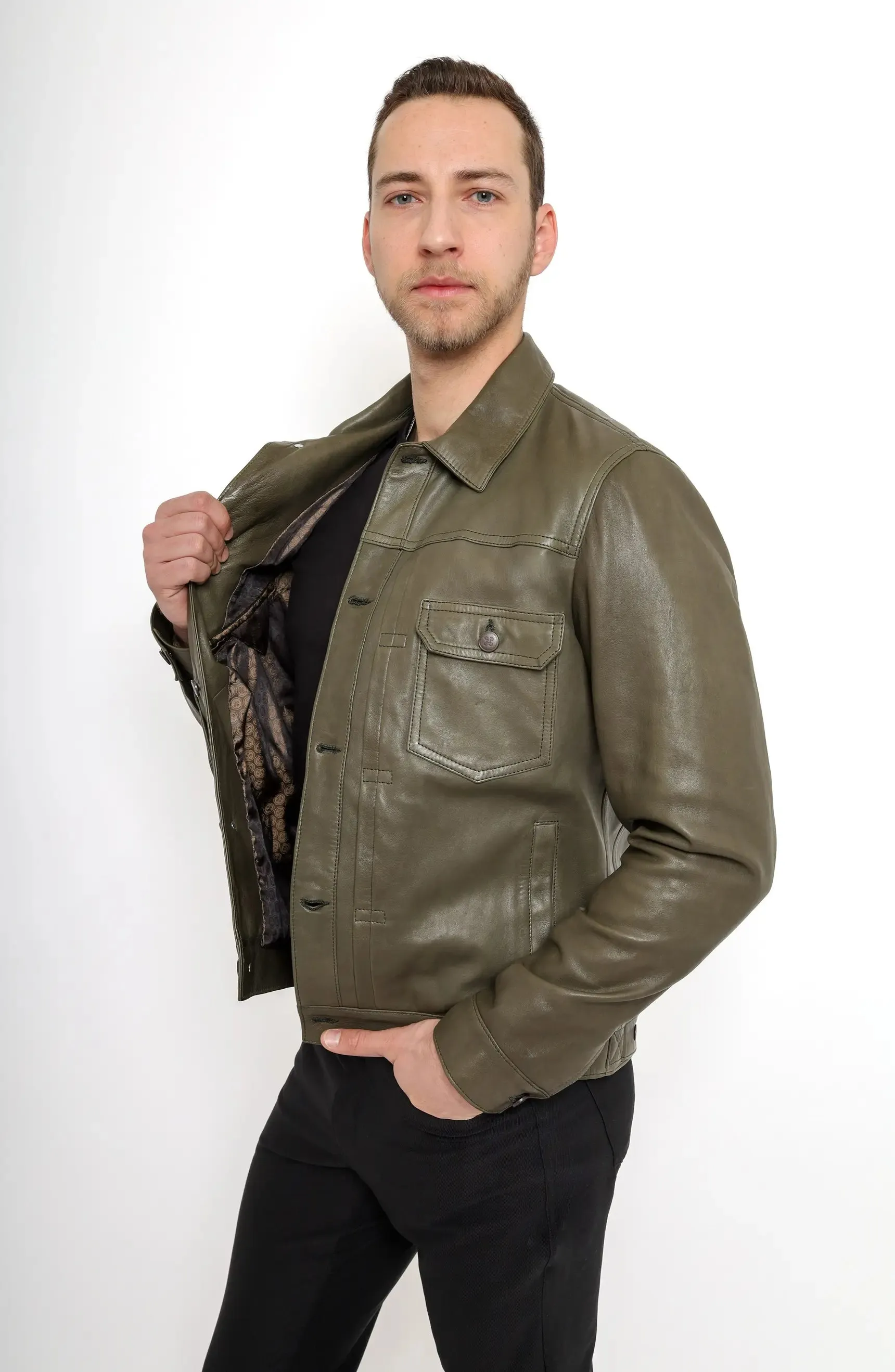 FANTASTICO Leather Trucker Jacket