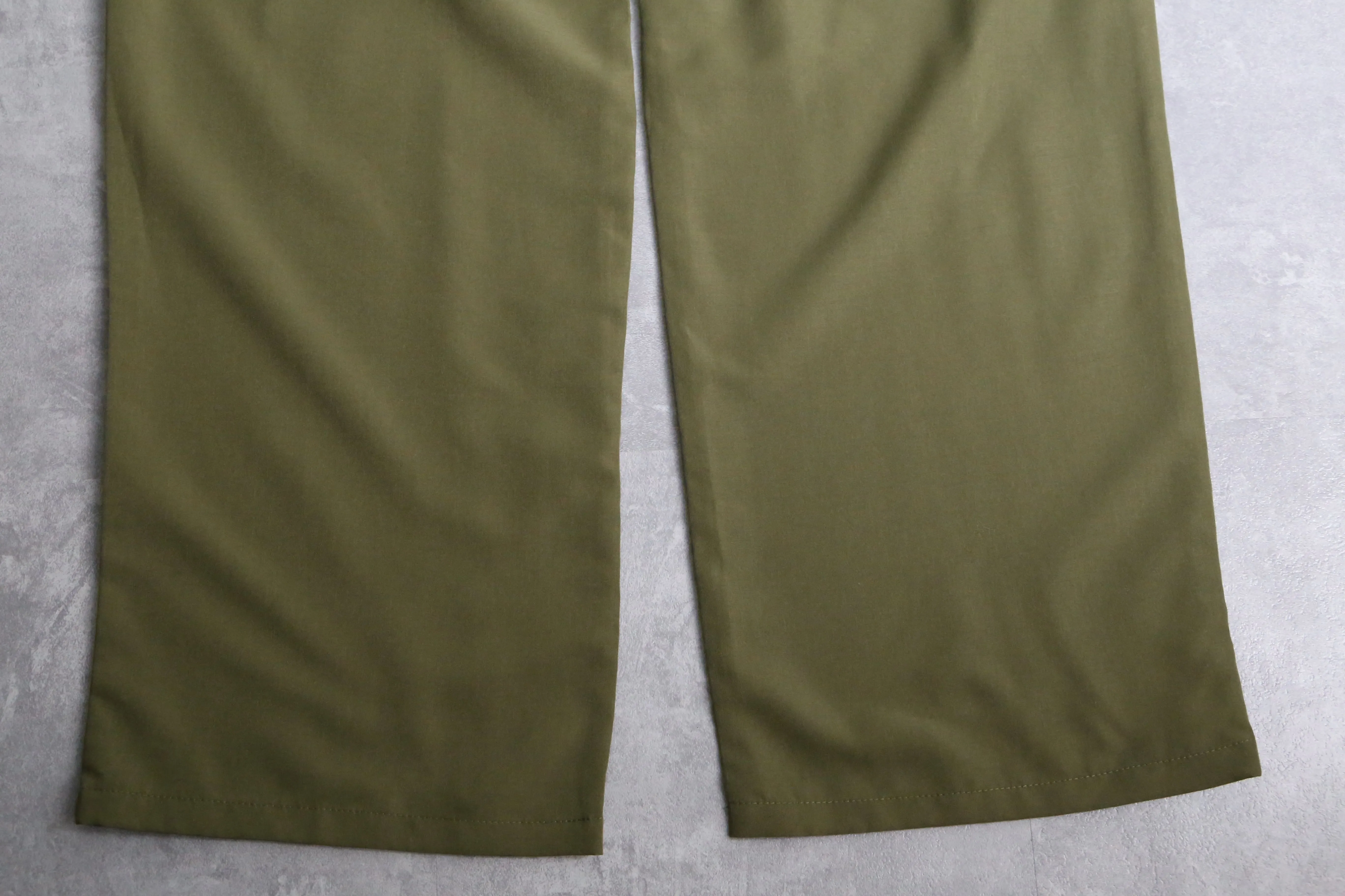 khaki easy cargo pants