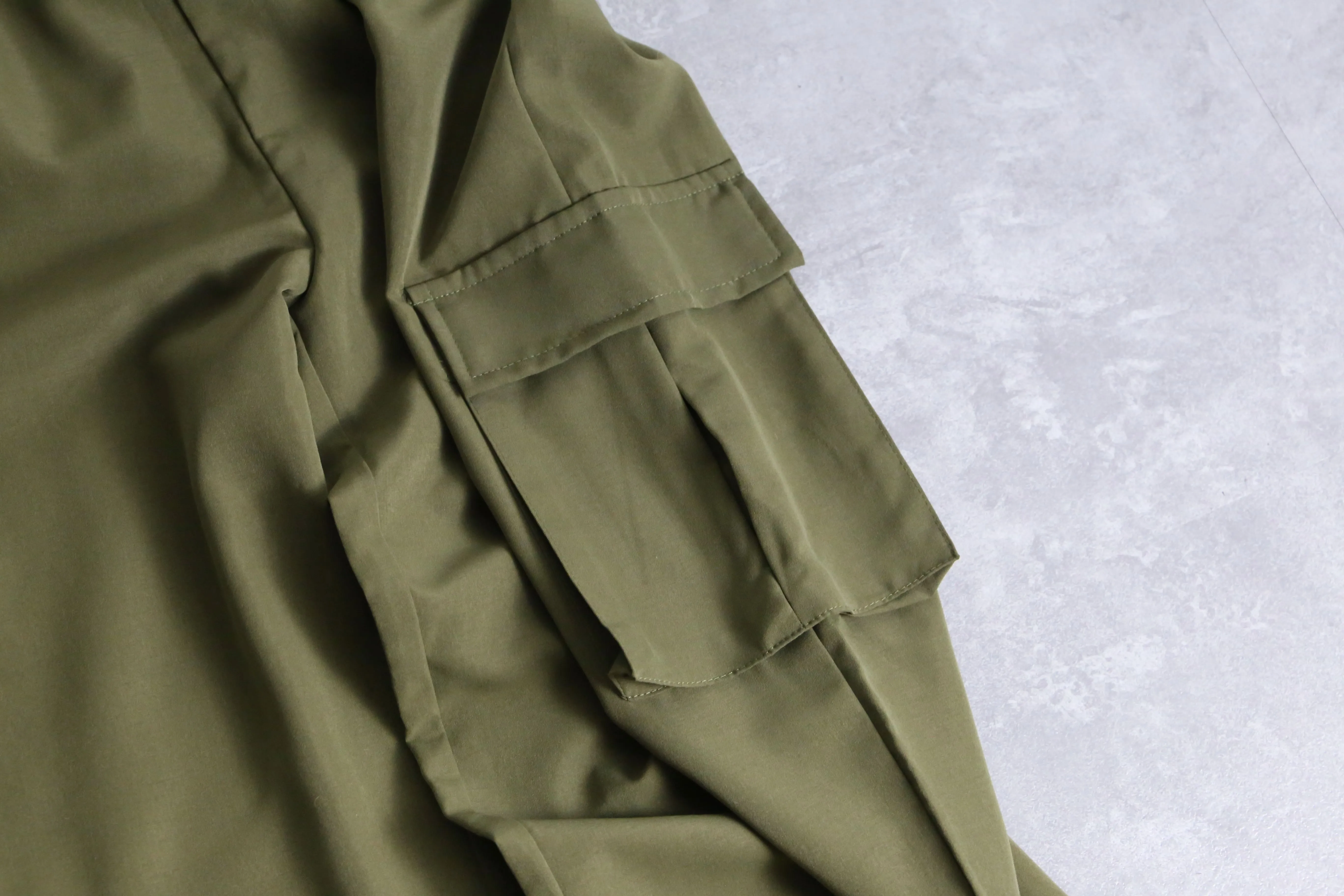 khaki easy cargo pants