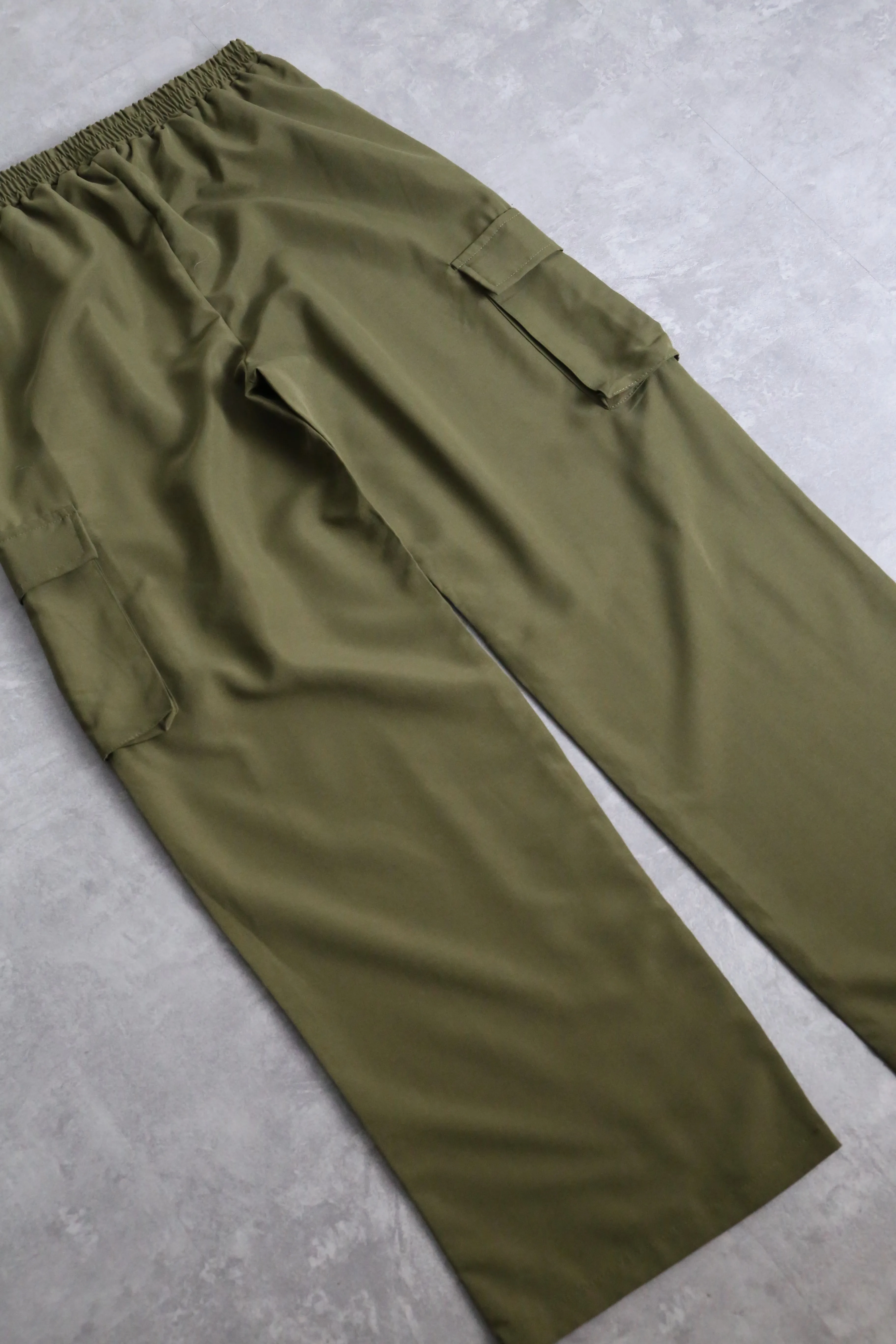 khaki easy cargo pants