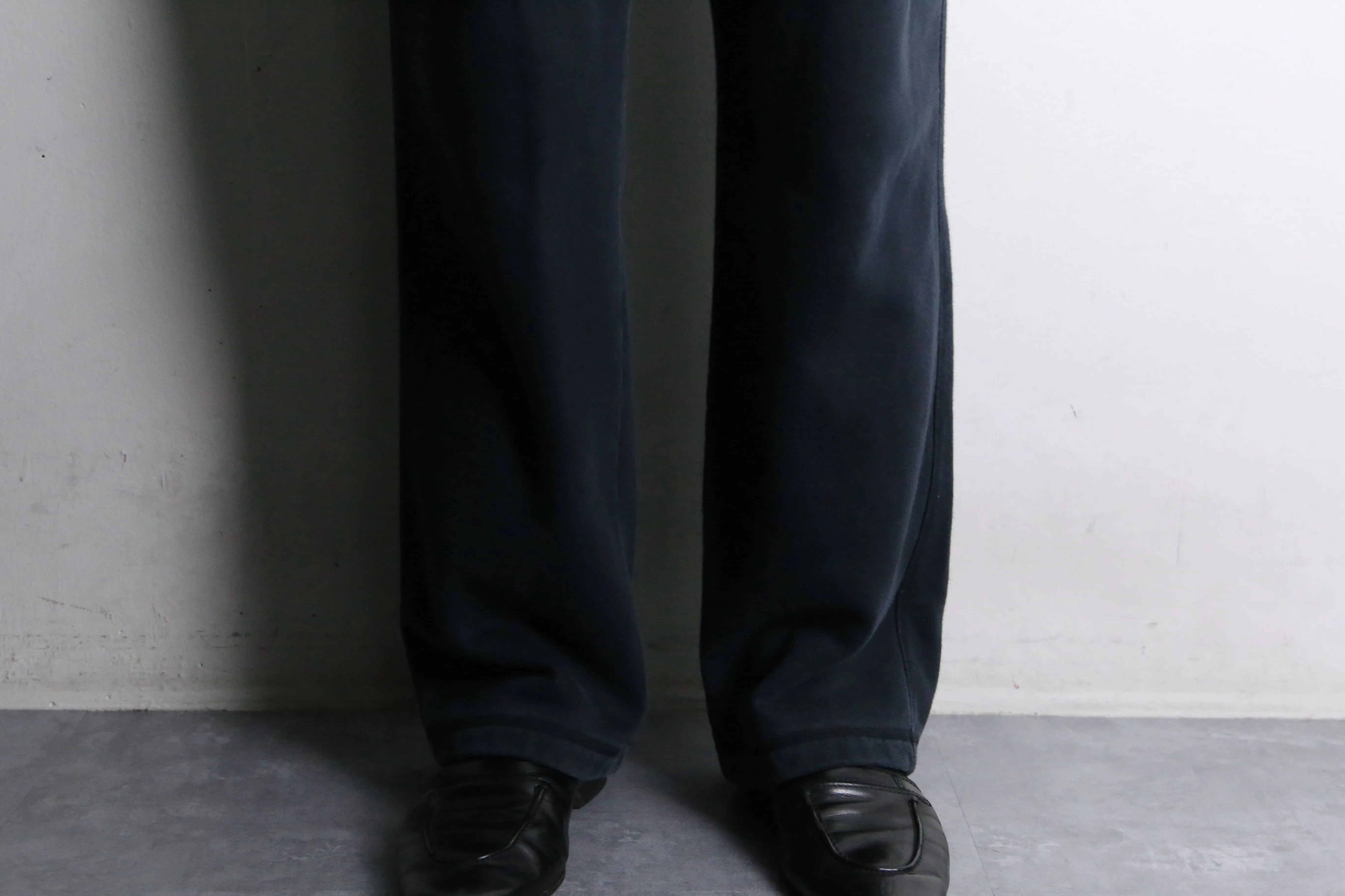 "NIKE" black color wide straight sweat pants